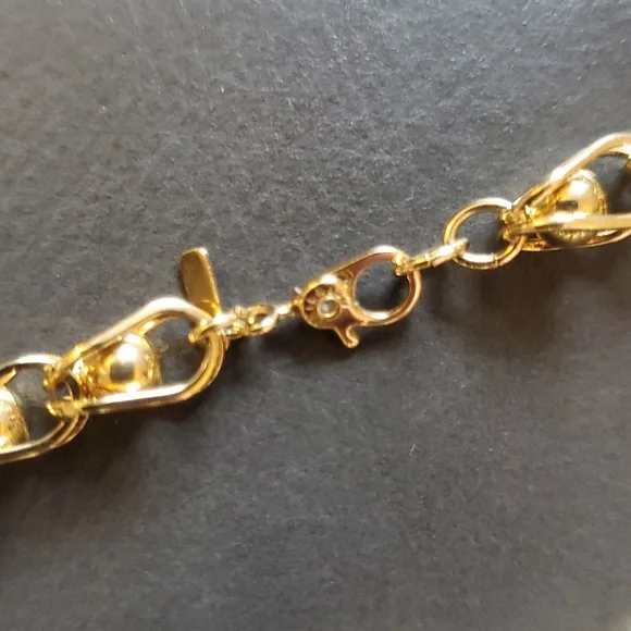 Vintage MONET signed Caged Bead Gold Tone Chain Bracelet - Picture 3 of 7
